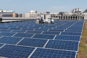 Ältere PV-Anlage zur Überprüfung in Wien